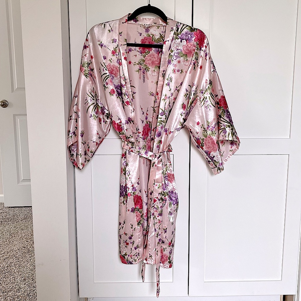 Bridal/bridesmaid kimono robe